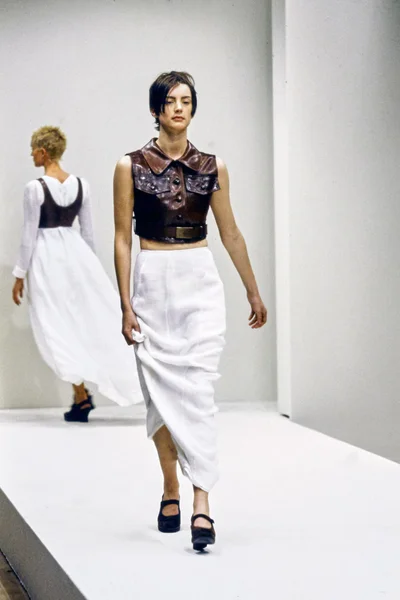 Look 70